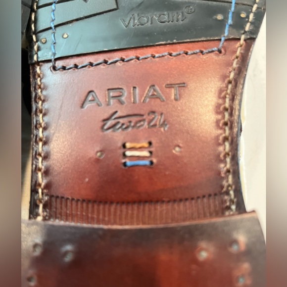 ARIAT brown leather lace ups (NEW) - Picture 13 of 15